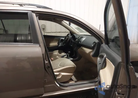 2011 Toyota Rav4 из США, поврежденный, VIN 2T3BF4DV7BW119862